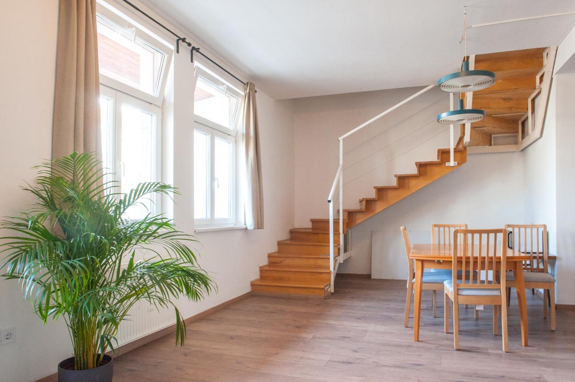 Spacious 2 Story Loft W Balcony Near Opera, Andrassy Budapest Eksteriør billede